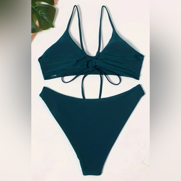Criss Cross Teal Green Strap Bikini 👙 - Picture 2 of 5